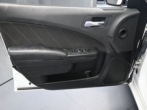 Used 2021 Dodge Charger SXT w/ Blacktop Package image 12