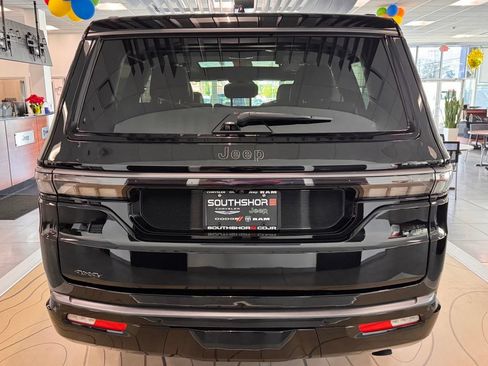 New 2026 Jeep Grand Wagoneer Summit w/ Premium Group III AWD/4WD image 6