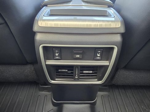 Used 2017 Nissan Murano Platinum w/ Platinum Technology Package image 28