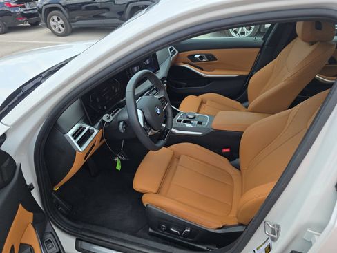Used 2026 BMW 330i Sedan w/ Convenience Package RWD image 6