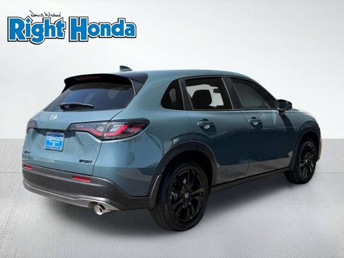 New 2026 Honda HR-V Sport image 8