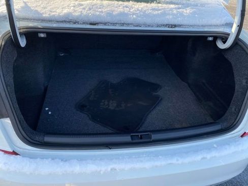 Used 2022 Volkswagen Passat 2.0T image 21