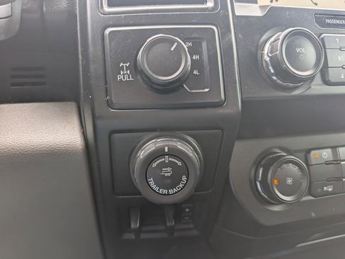 Used 2019 Ford F150 XL w/ Equipment Group 101A Mid image 10