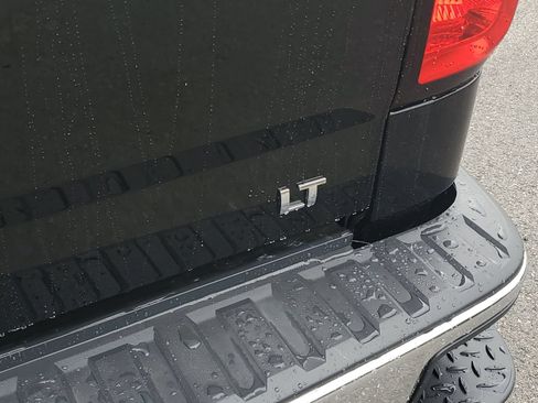 Used 2018 Chevrolet Silverado 1500 LT w/ All Star Edition AWD/4WD image 9