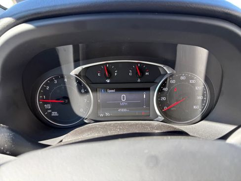 Used 2023 GMC Acadia SLE image 14