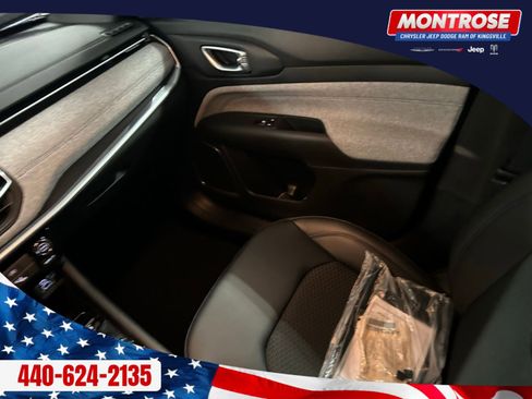 New 2026 Jeep Compass Latitude image 26