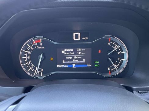 Used 2018 Honda Pilot Touring image 23