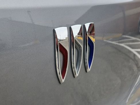 Used 2025 Buick Encore GX Sport Touring w/ Advanced Technology Package image 29