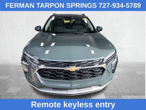 Certified 2025 Chevrolet Trax LT w/ LT Convenience Package image 11