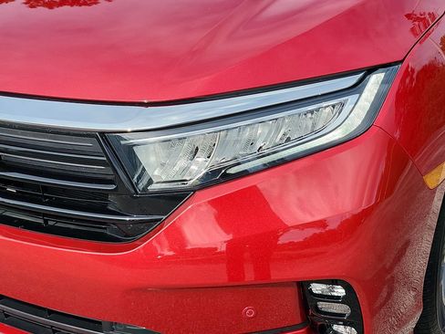 Certified 2023 Honda Odyssey Touring image 36