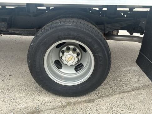 New 2024 Chevrolet Express 3500 w/ Power Convenience Package RWD image 20