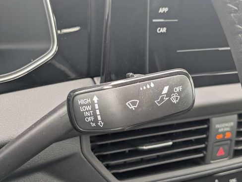 Certified 2026 Volkswagen Jetta Sport FWD image 36