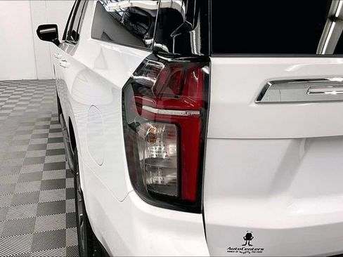 Used 2024 Chevrolet Suburban LS AWD/4WD image 35