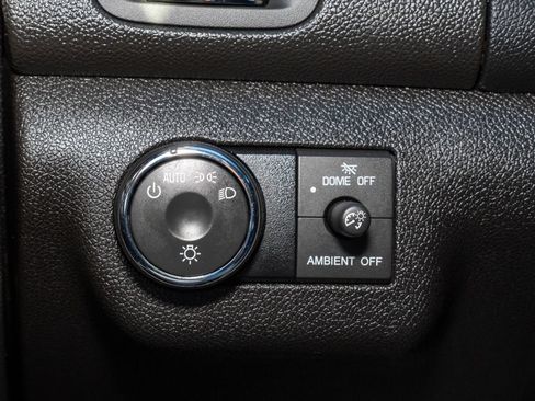 Used 2017 Buick Enclave Leather AWD/4WD image 32