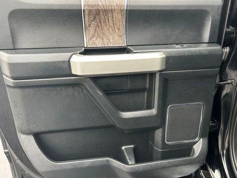 Used 2019 Ford F250 Lariat w/ Lariat Ultimate Package image 27