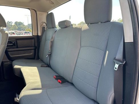 Used 2017 RAM 1500 Express image 26