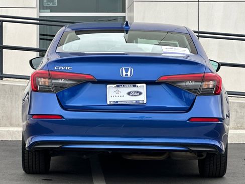 Used 2023 Honda Civic LX image 4