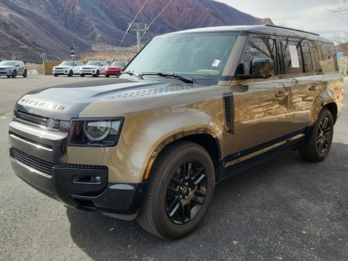 Used 2024 Land Rover Defender 130 X image 5