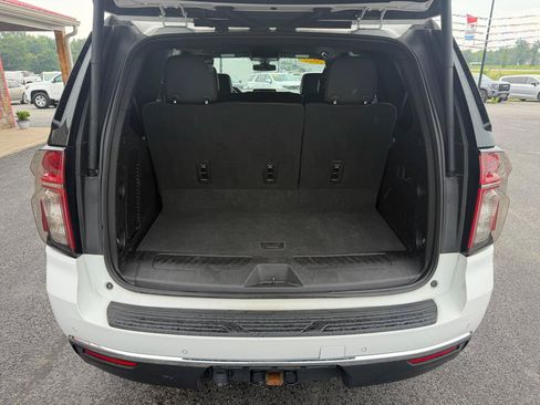 Used 2022 Chevrolet Tahoe LT w/ Luxury Package AWD/4WD image 6