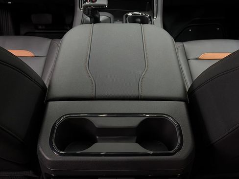 Used 2026 GMC Sierra 1500 AT4 w/ AT4 Premium Package AWD/4WD image 38
