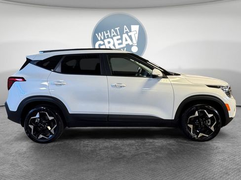 Certified 2025 Kia Seltos S AWD/4WD image 2