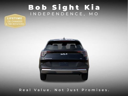 New 2026 Kia Sportage LX image 5
