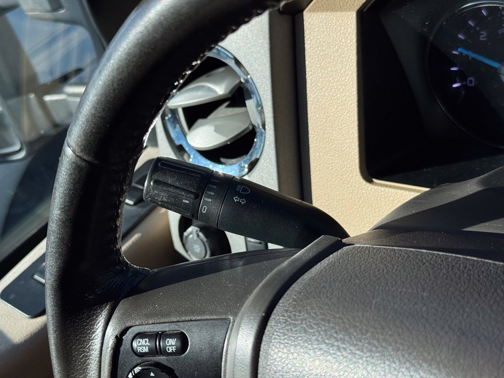 Used 2012 Ford F350 Lariat w/ Lariat Interior Pkg AWD/4WD image 26