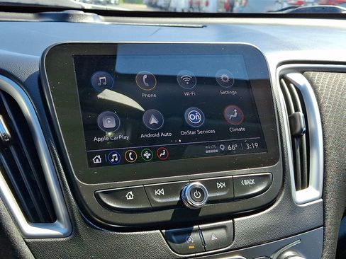 Certified 2022 Chevrolet Malibu LT w/ Sport Edition FWD image 17