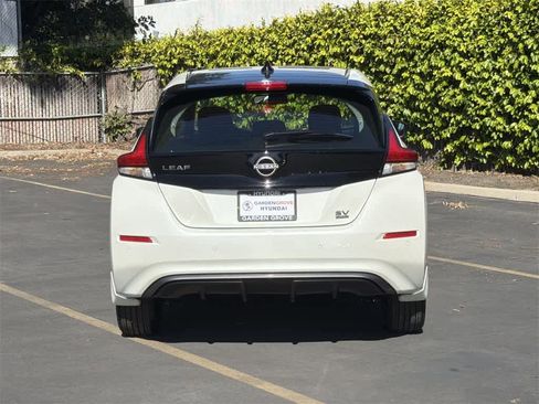 Used 2024 Nissan Leaf SV Plus image 5