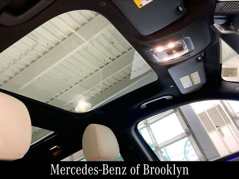 Certified 2023 Mercedes-Benz GLB 250 4MATIC image 17