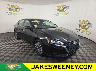 Used 2025 Nissan Altima 2.5 SV FWD video 1