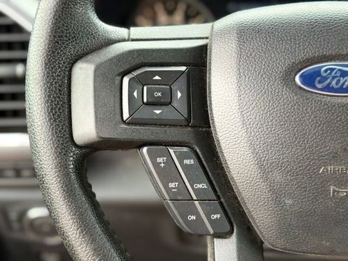 Used 2016 Ford F150 XLT w/ Equipment Group 302A Luxury image 26