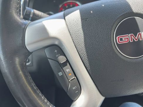 Used 2008 GMC Acadia SLE w/ Preferred Package FWD image 24
