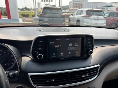 Used 2021 Hyundai Tucson Limited AWD/4WD image 24