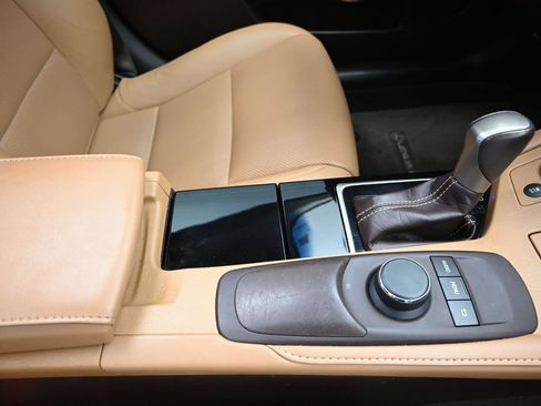 Used 2018 Lexus ES 350 w/ Premier Package FWD image 27