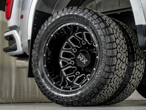 Used 2023 Chevrolet Silverado 3500 LT w/ Convenience Package image 54