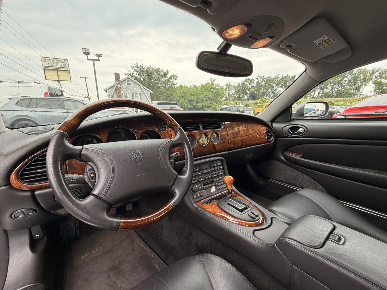 Used 1998 Jaguar XK8 Coupe RWD image 10