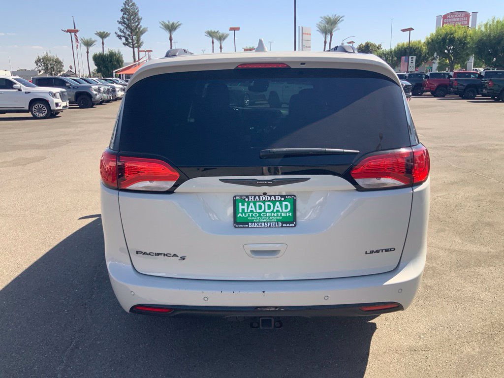 Certified 2020 Chrysler Pacifica Limited FWD image 6