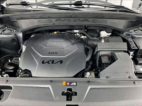 Used 2024 Kia Telluride S w/ S Sunroof Package image 10