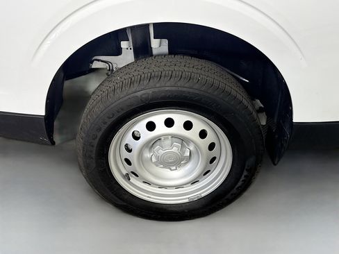 Used 2023 Ford Maverick XL image 32