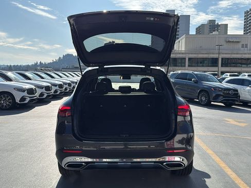 Certified 2025 Mercedes-Benz GLC 300 4MATIC image 16