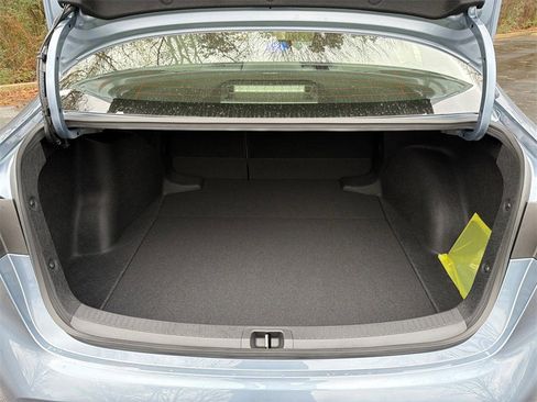 New 2026 Toyota Corolla SE image 18