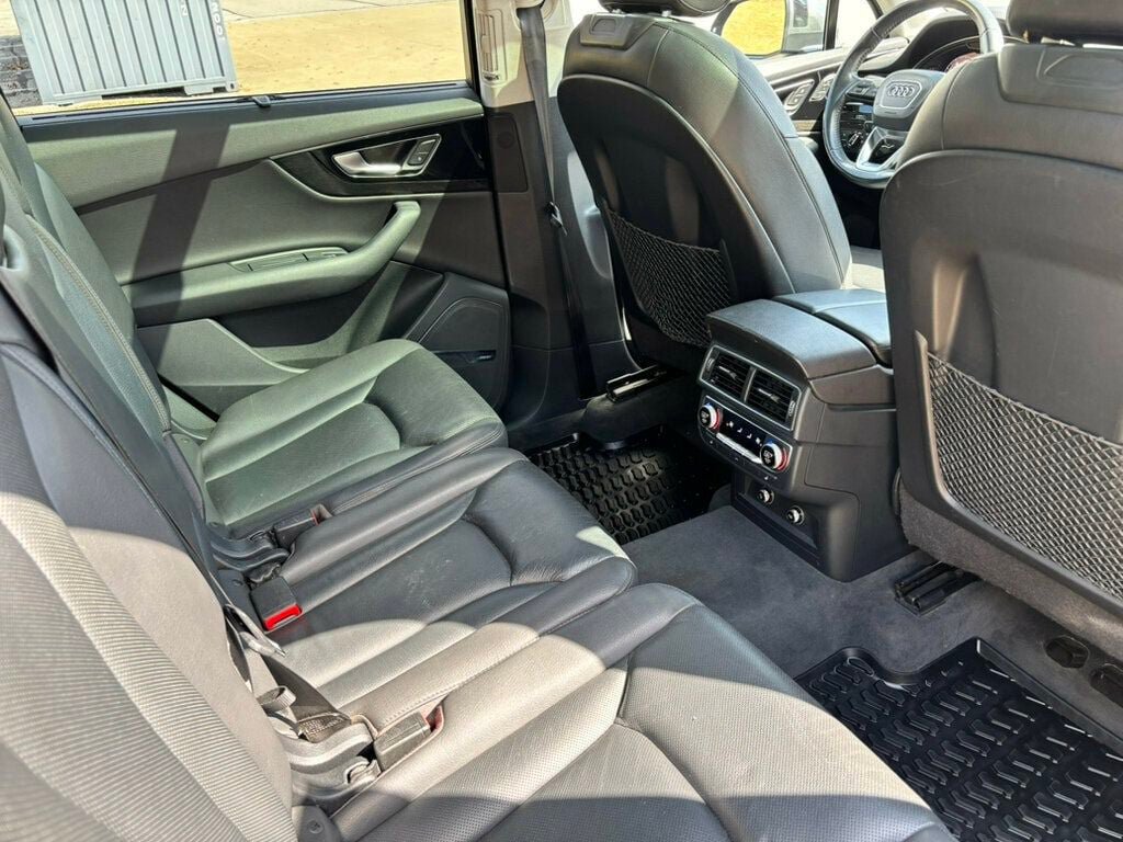Used 2019 Audi Q7 3.0T Prestige w/ Prestige Package AWD/4WD image 19