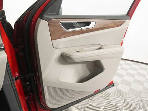 Used 2024 Volkswagen Atlas SE image 20