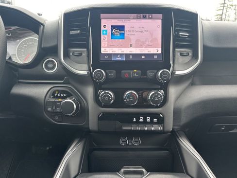 New 2026 RAM 1500 Express AWD/4WD image 18