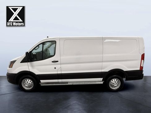 Used 2023 Ford Transit 250 Low Roof AWD w/ Exterior Upgrade Package image 3