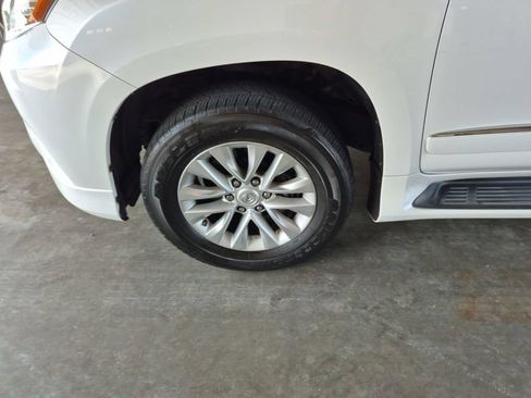 Used 2017 Lexus GX 460 Premium AWD/4WD image 13