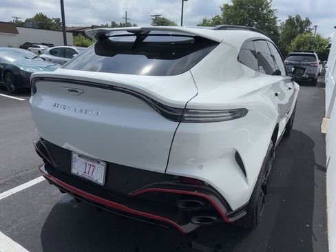 Used 2026 Aston Martin DBX 707 AWD/4WD image 8