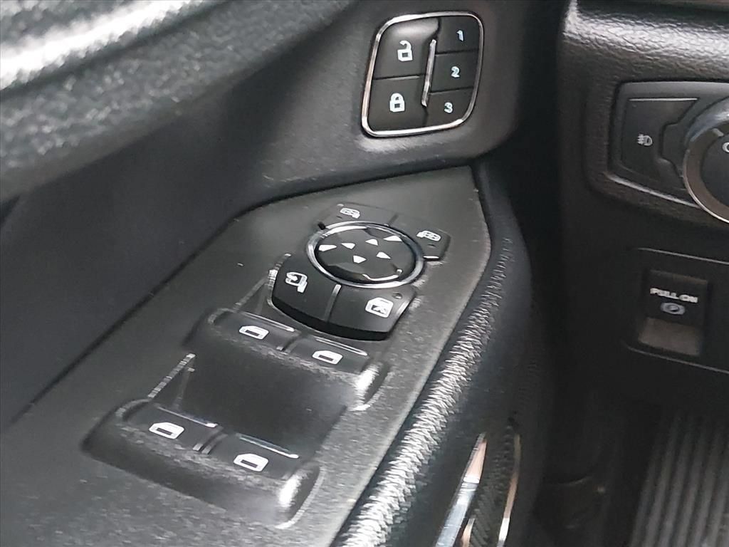 Certified 2021 Ford Expedition XLT RWD image 24
