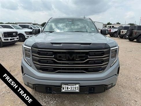 Used 2025 GMC Sierra 1500 AT4 w/ AT4 Premium Package AWD/4WD image 2